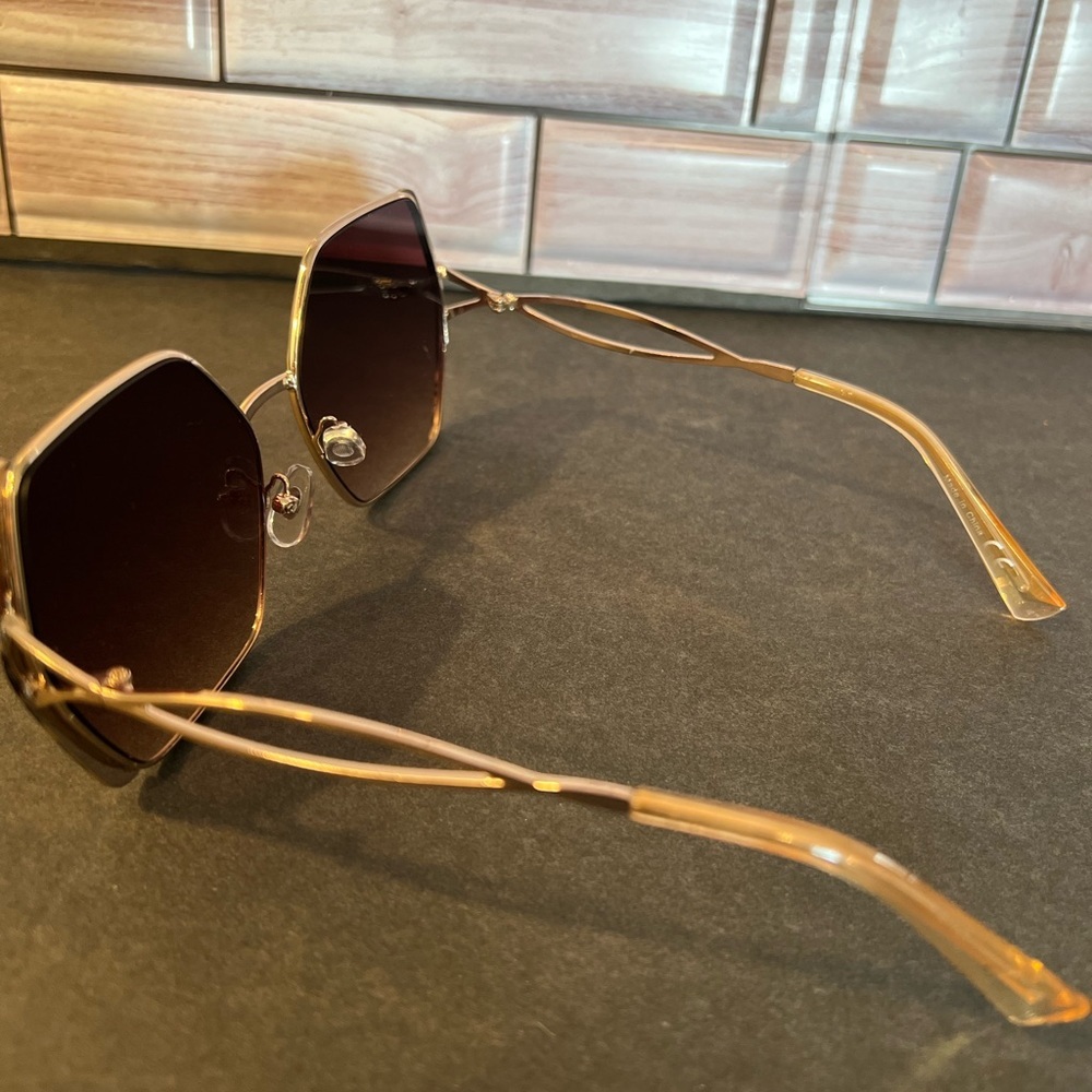 SUMMER & ROSE SUNGLASSES - Picture 2 of 5